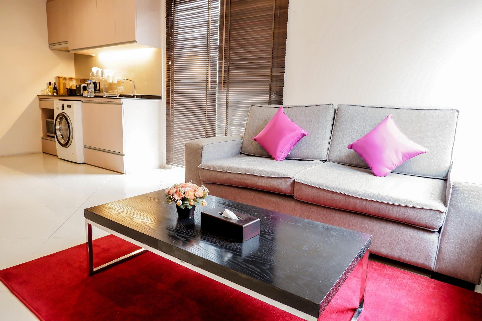 Park Village Rama II Банкок Екстериор снимка