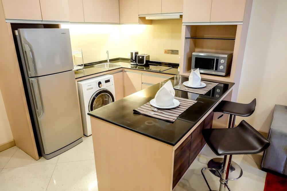 Park Village Rama II Банкок Екстериор снимка