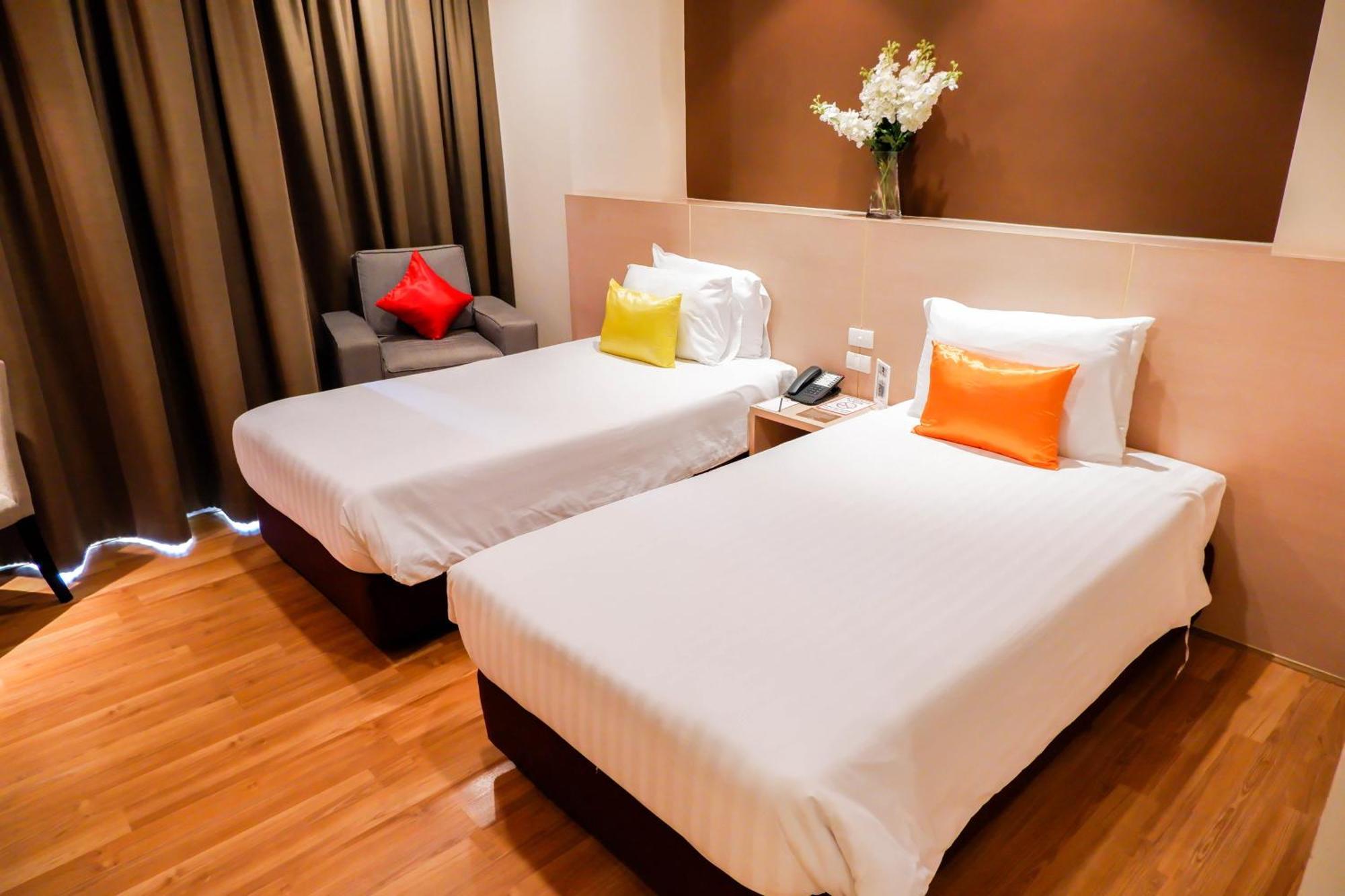 Park Village Rama II Банкок Екстериор снимка