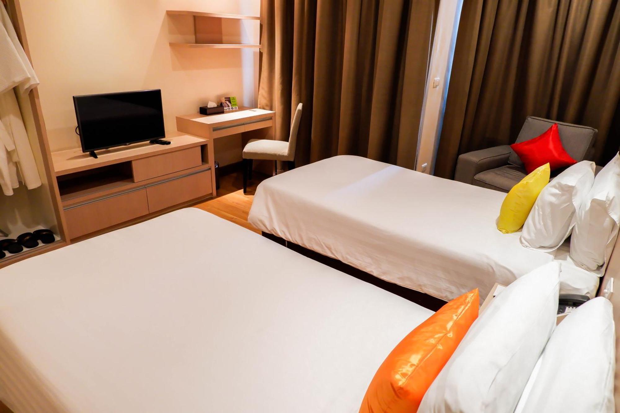 Park Village Rama II Банкок Екстериор снимка