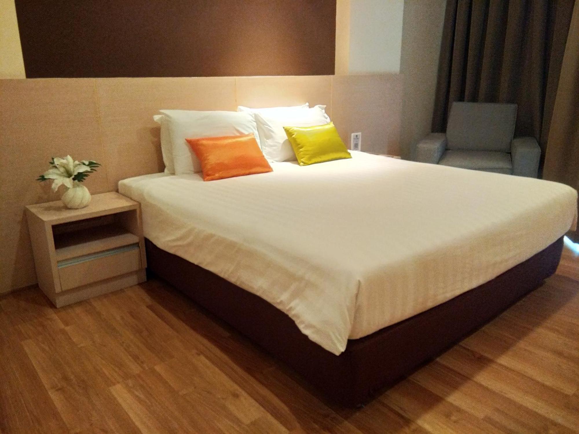 Park Village Rama II Банкок Екстериор снимка